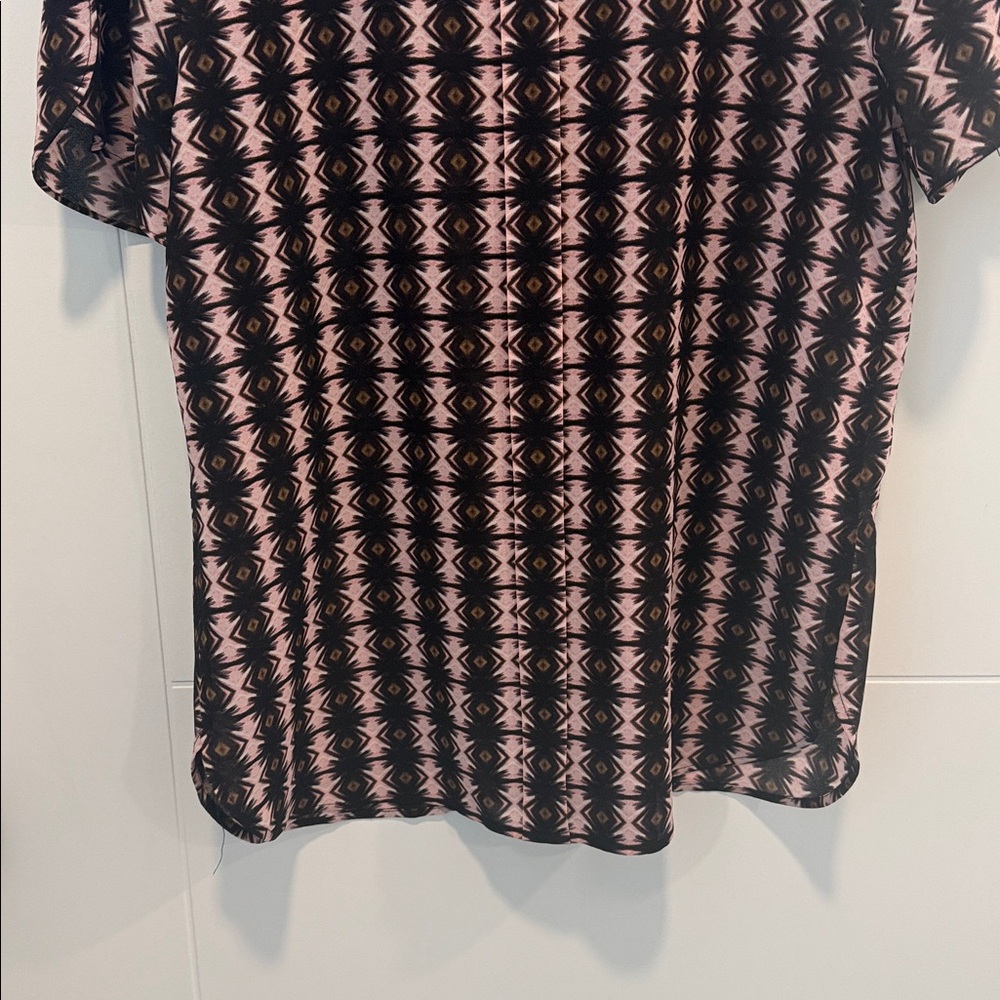 J. Crew black label Pink and Black Geometric Print shirt size 6 - Picture 4 of 7